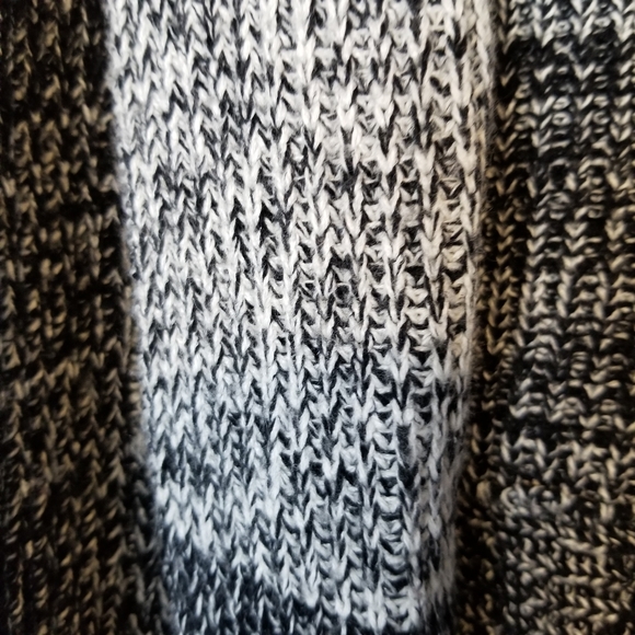 Carol Rose Cardigan Open Front Color Block Sweater - Picture 3 of 6